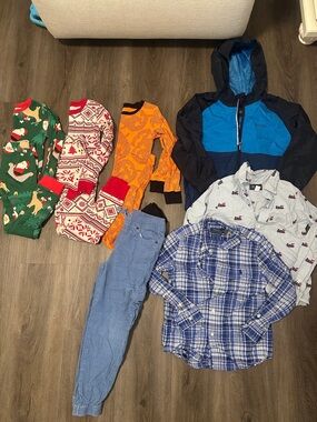 Boys Outfits Bundle size 6